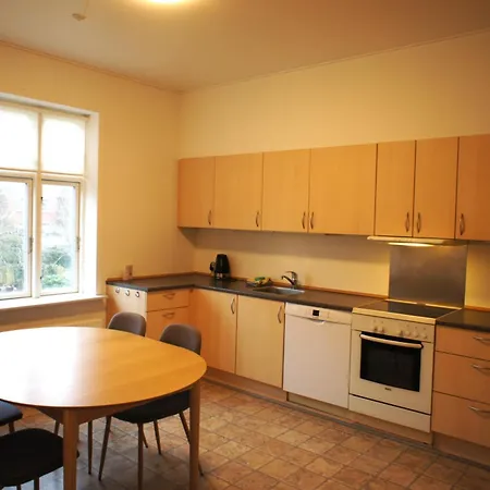 . Finlandsgade 41. First Floor Daire