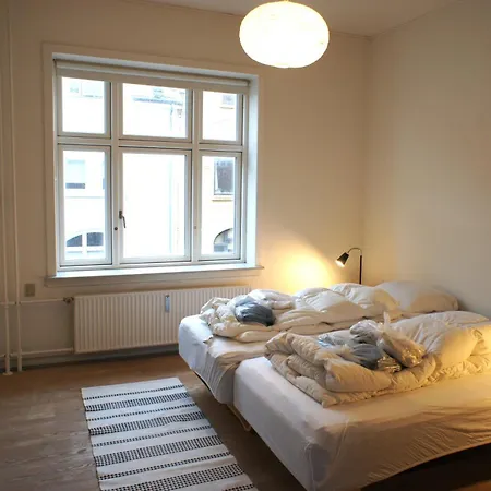 . Finlandsgade 41. First Floor Appartement *