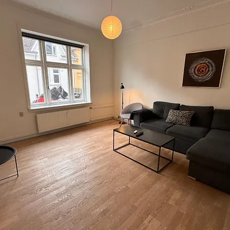 . Finlandsgade 41. First Floor