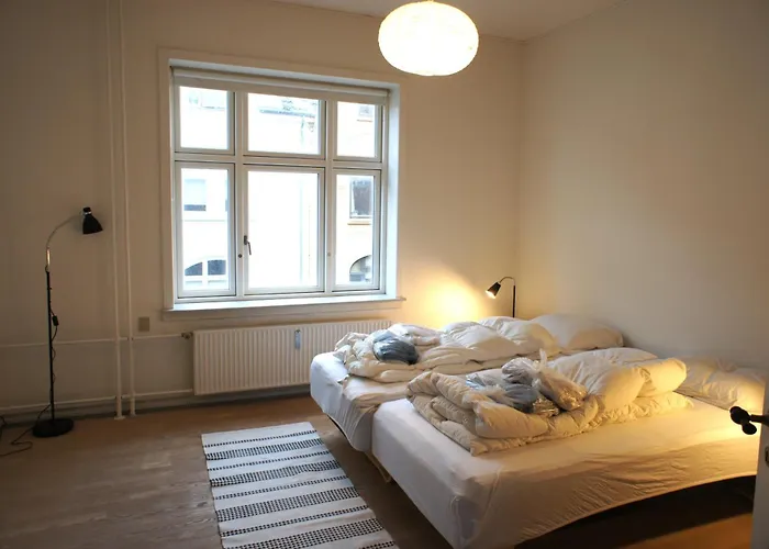 . Finlandsgade 41. First Floor アパート *